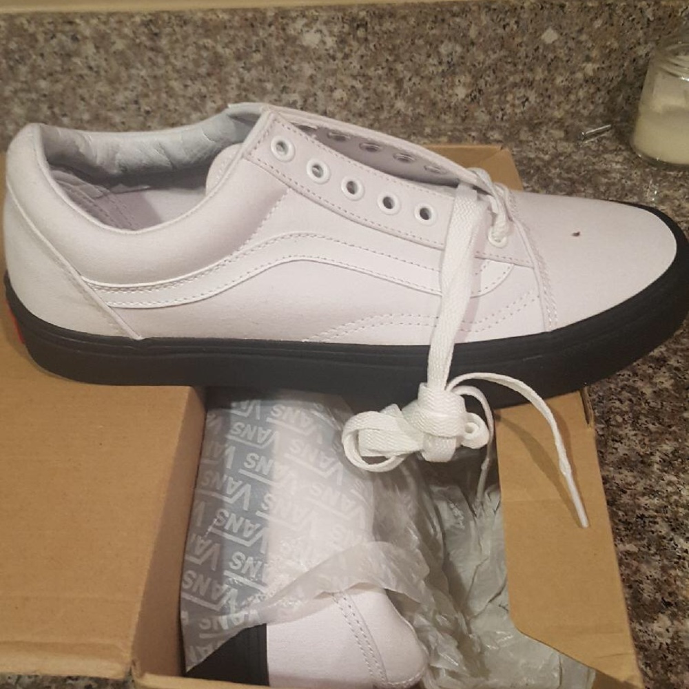 Perfect White Vans -Unisex